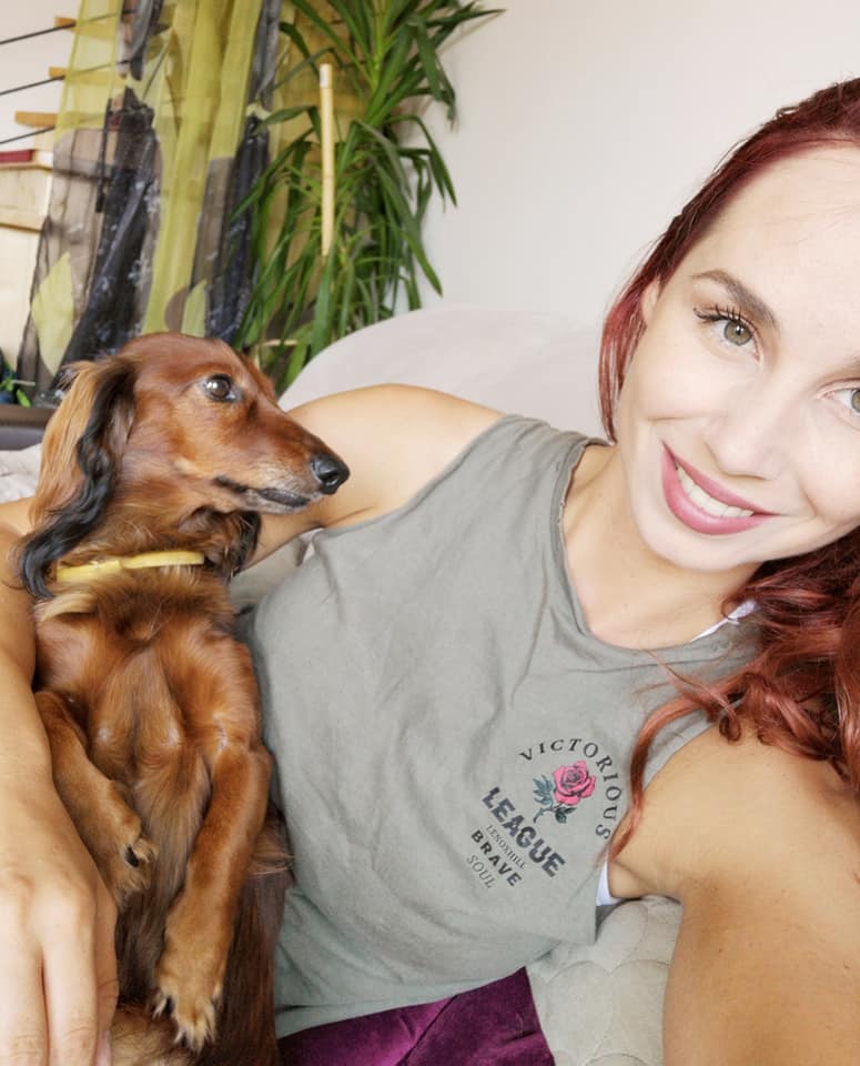 Science Confirms, People Who Often Talk To Their Dachshunds Are Smarter 1